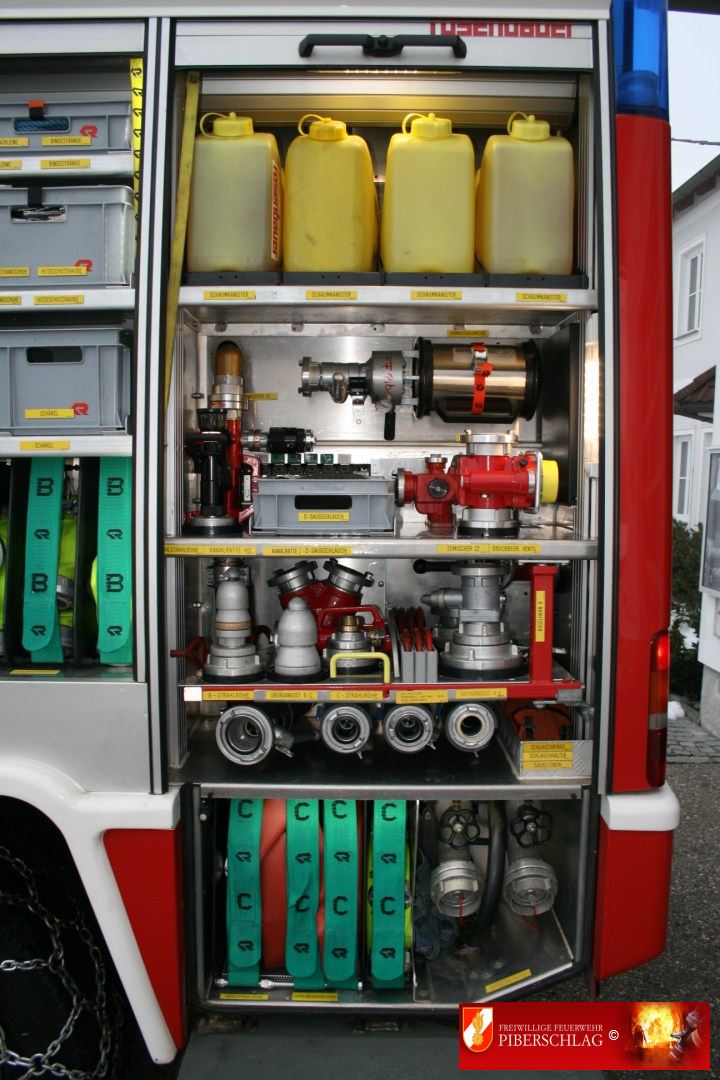 Feuerwehrfahrzeug_Werkzeuge_04