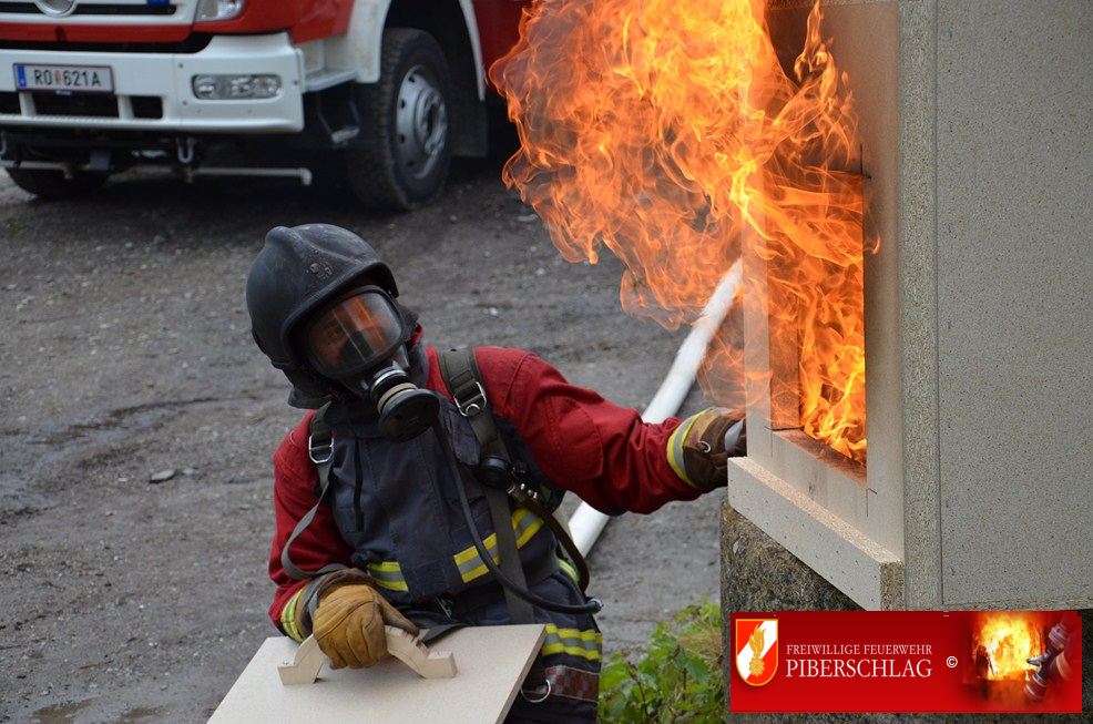 Feuerbekämpfung_Feuerwehr