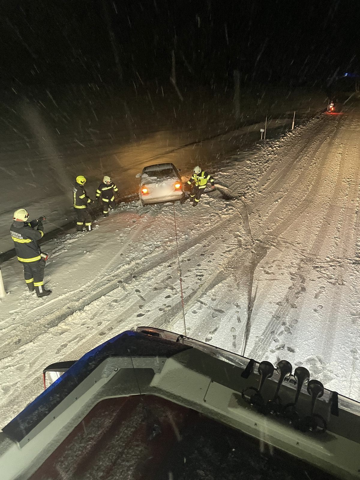 16c3f2f8-3e4a-4f2b-91b3-c1ff12b5e24d